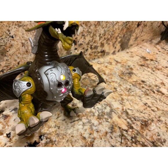 Mega Bloks D&D Knight dragon? works chest Green Orange horns chest lights. - Picture 7 of 12
